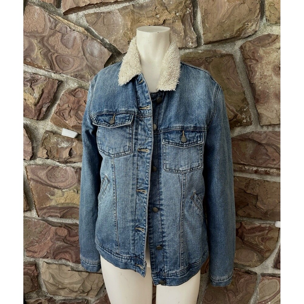 ROXY Women’s Jean Jacket, Size Medium. Flannel Lined, Sherpa soft light